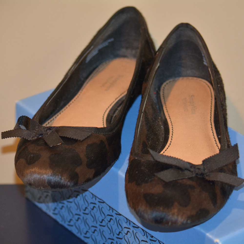 Vera Wang Leopard Ballet Flat